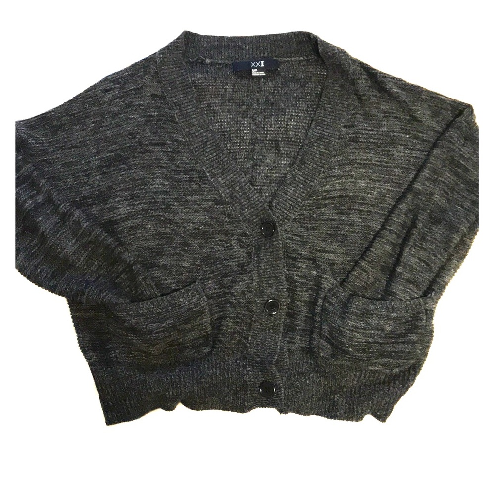 3/$25💎F21 Cropped Cardigan